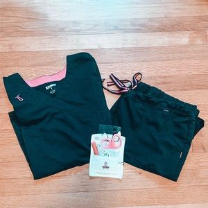 Scrub Star Scrub Set in Stretchy Black